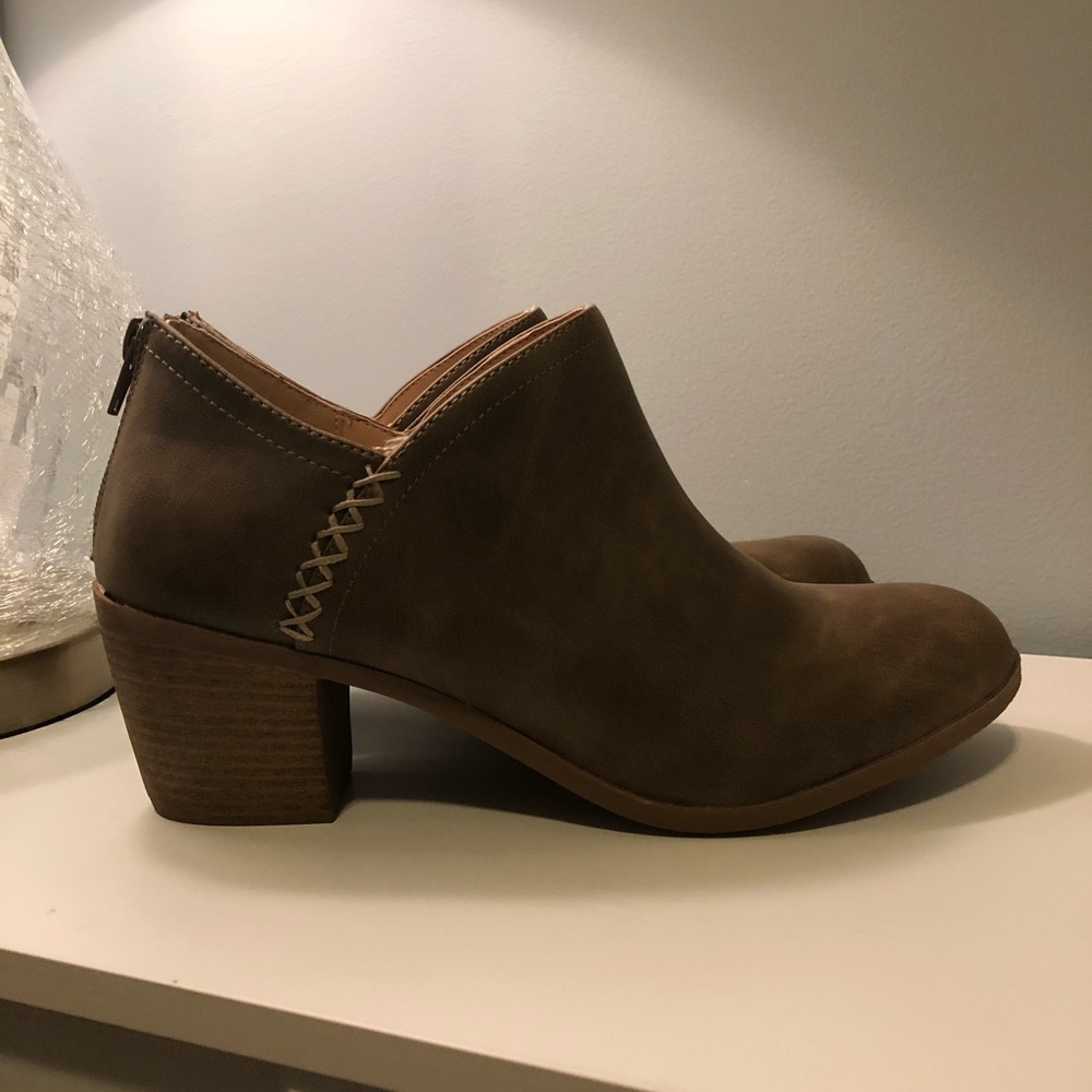Memory foam booties